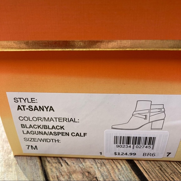 Arturo Chiang Sanya Block Heel Bootie - Picture 6 of 11